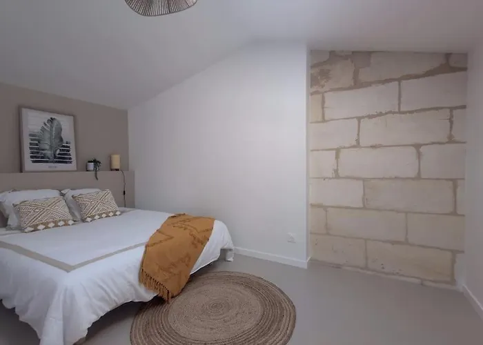 Maison En Pierre Renovee