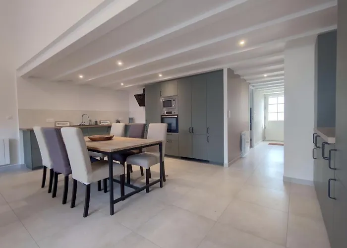 Maison En Pierre Renovee