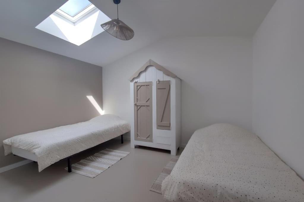 Maison En Pierre Renovee Ferienhaus *